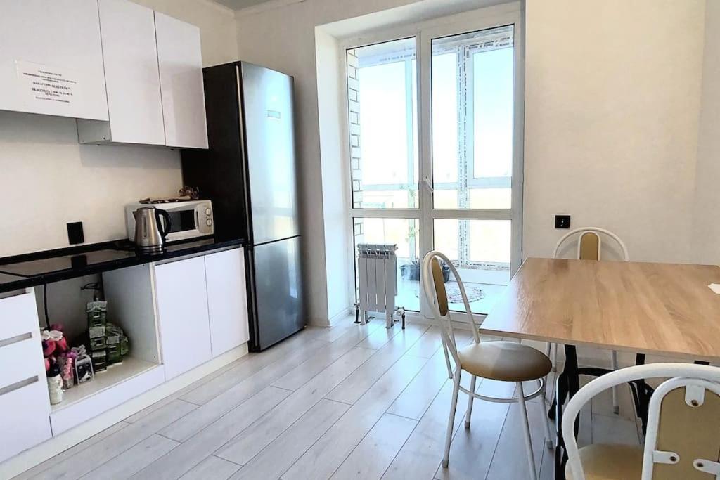 Аэропорт 10 Минут Apartment Астана Екстериор снимка