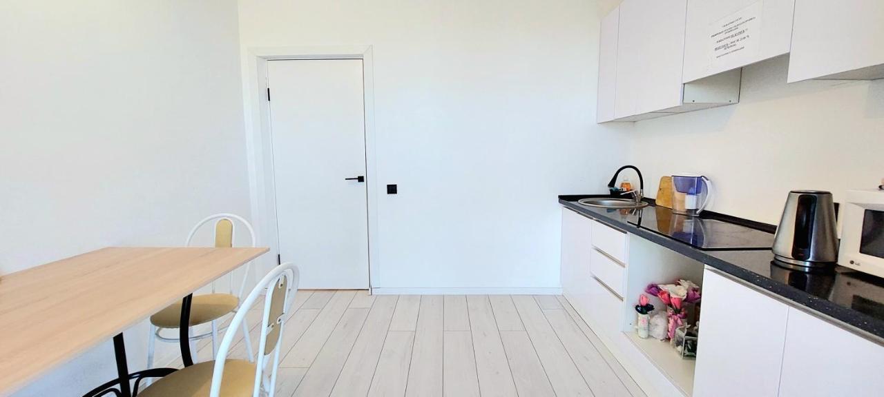 Аэропорт 10 Минут Apartment Астана Екстериор снимка